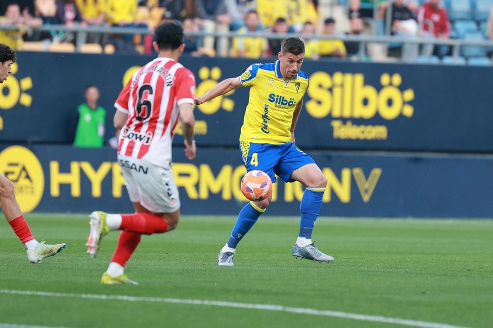 nhan-dinh-soi-keo-cadiz-vs-sporting-gijon-luc-02h30-ngay-10-1-2026-1